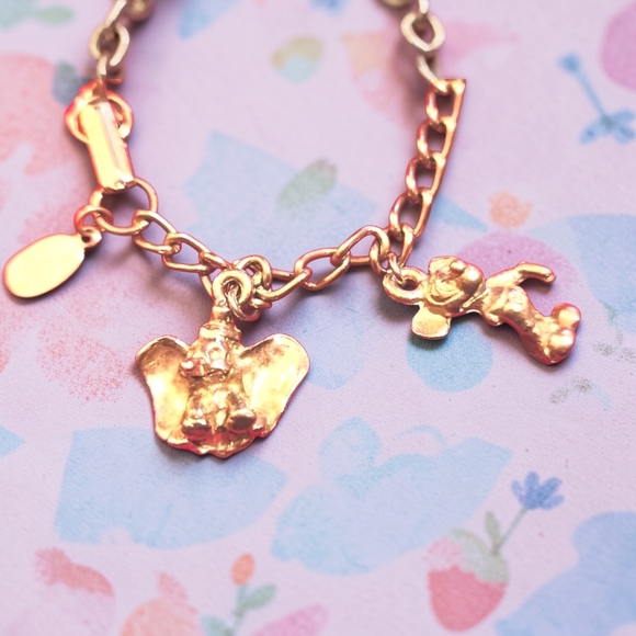 Walt Disney Vintage Childs 6" Silvertone Donald, Mickey Dumbo, Tink Bracelet - Picture 3 of 9
